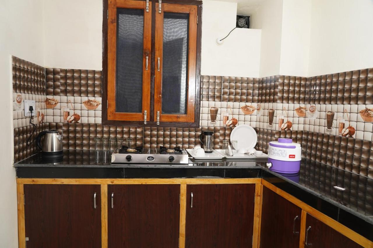 Shimla Pines Homestay Екстер'єр фото